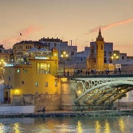 Atico Aire De Triana Apartment Seville Luaran gambar